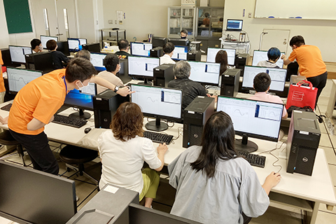 電子情報工学科